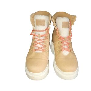 Levi's Women's Tan‎  Boots Sz10